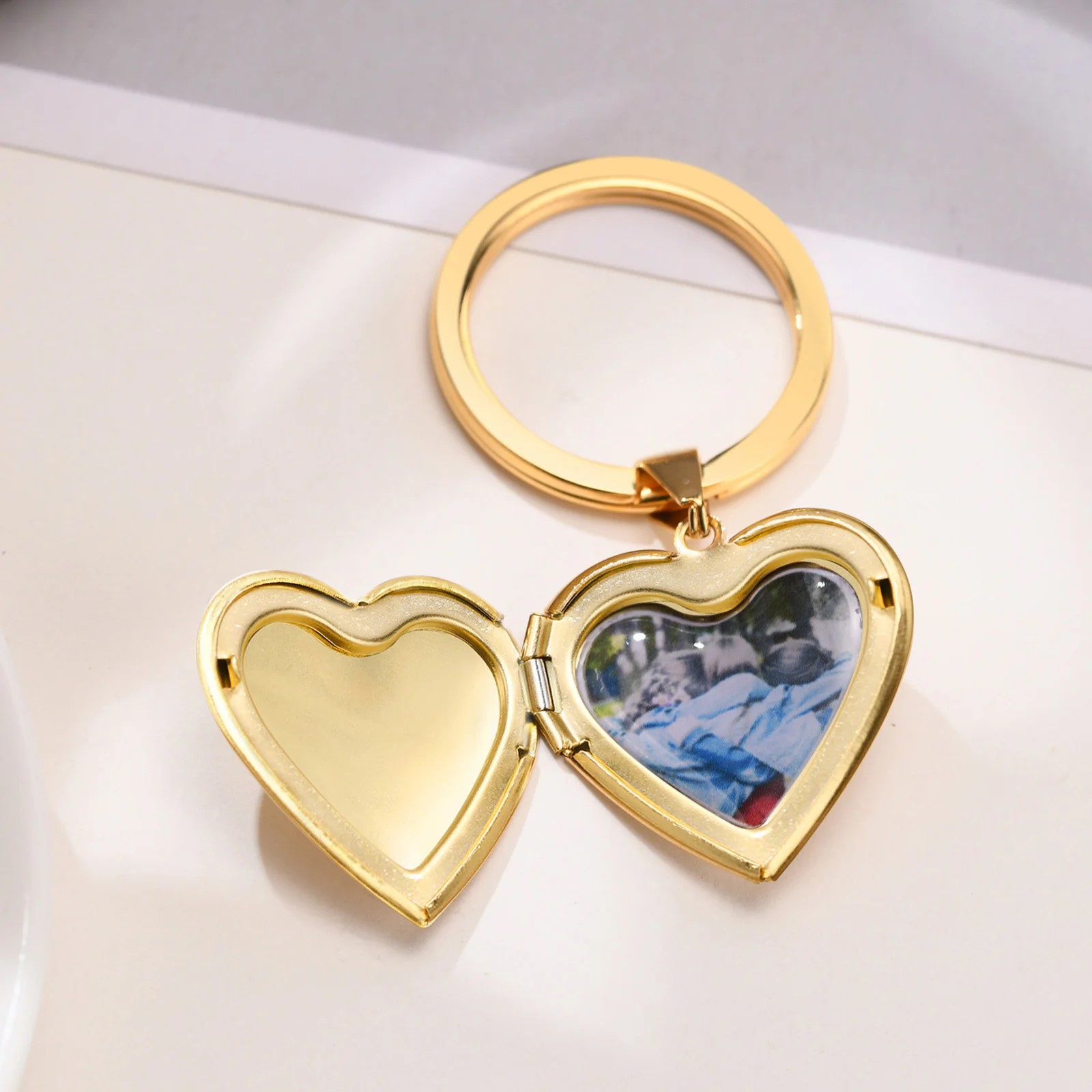 Kunden spezifische Schlüssel a – Women Accessories Images Bewertung und Preis